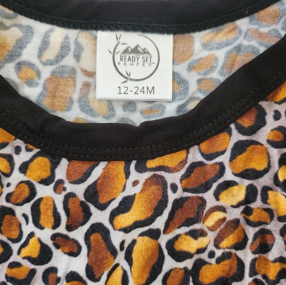 Ready Set Romper- Front Opening Romper in Leopard King - Picture 3 of 3